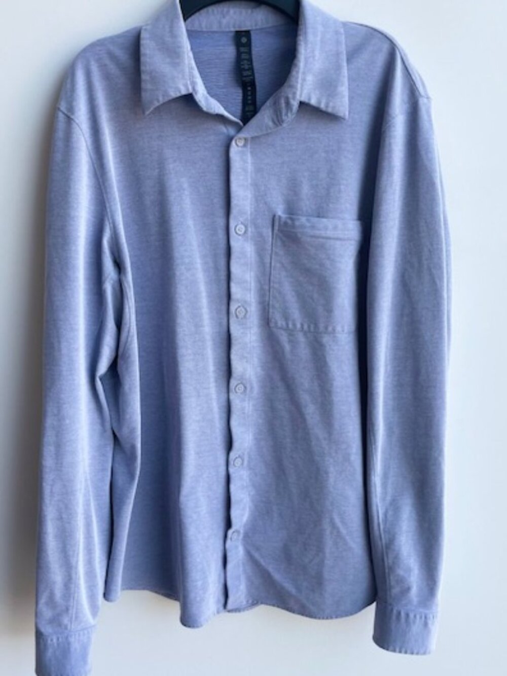 Lululemon Men’s Commission Long Sleeve Shirt Pocket Light Blue Stretch Medium